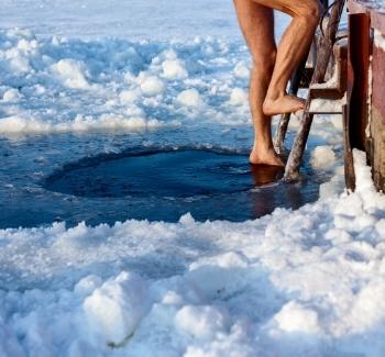 Otužování v ledové vodě