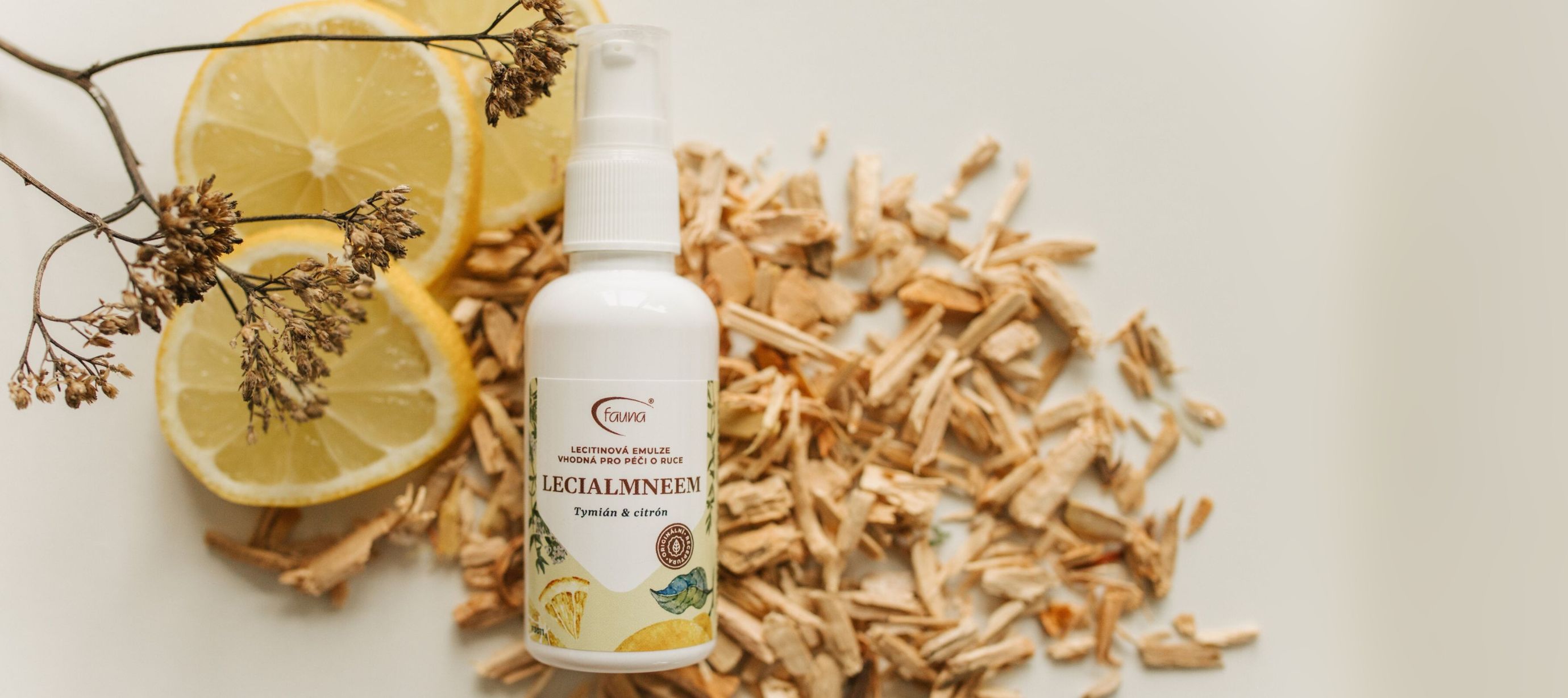 Krém na ruce Lecialmneem od Aromafauna