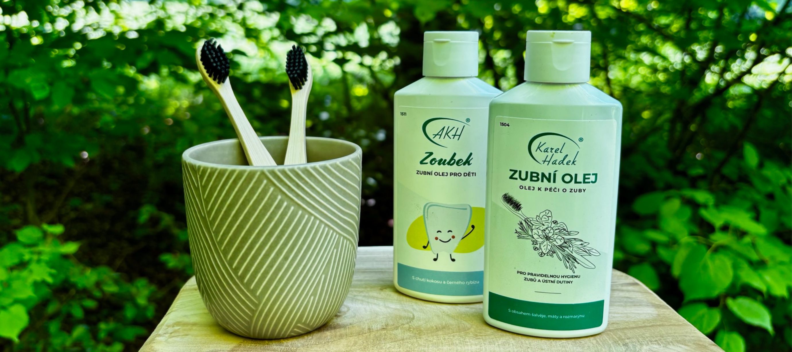Zubní olej ze sedmi bylin a dětský zubní olej Zoubek od AKH cosmetics