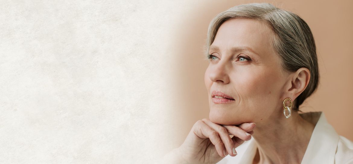 Žena ve věku 50 až 60 let.