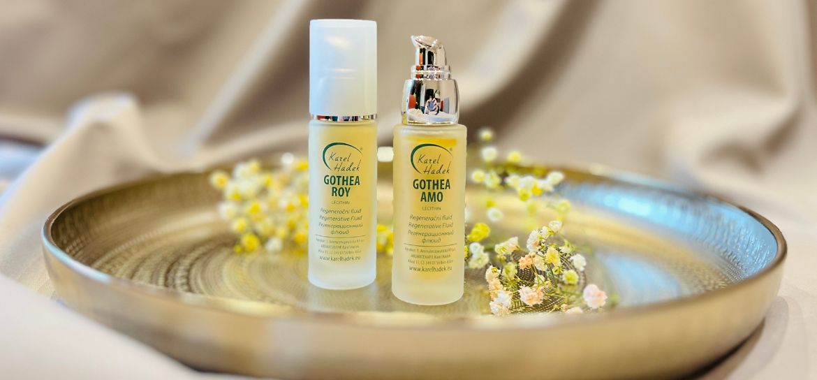 Regenerační fluid GOTHEA ROY se žlutými květy.