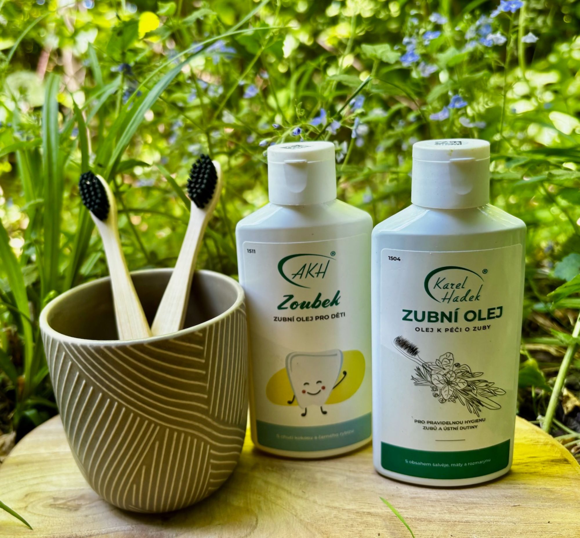 Zubní olej ze sedmi bylin a dětský zubní olej Zoubek od firmy AKH cosmetics